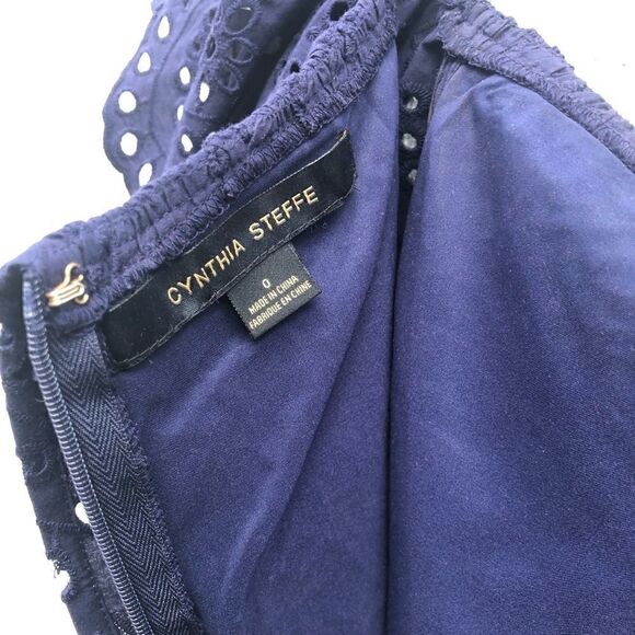 CYNTHIA STEFFE Blue Eyelett Off Shoulder Dress 0 - Picture 9 of 13